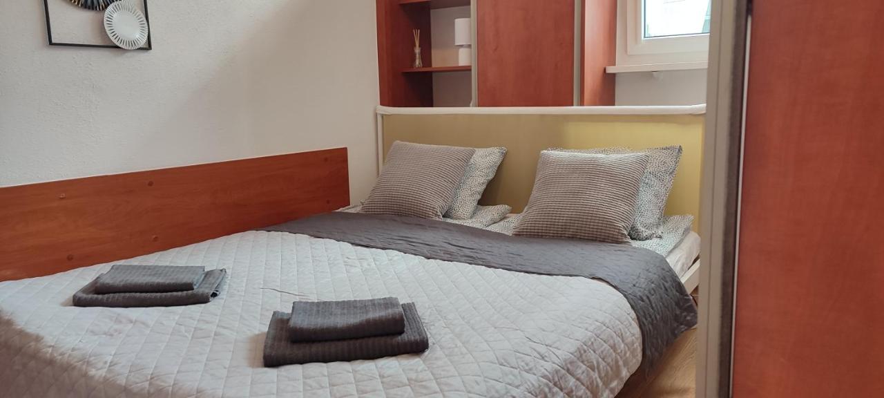 Top Apartamenty Centrum - Metro Rondo Onz Warschau Exterior foto