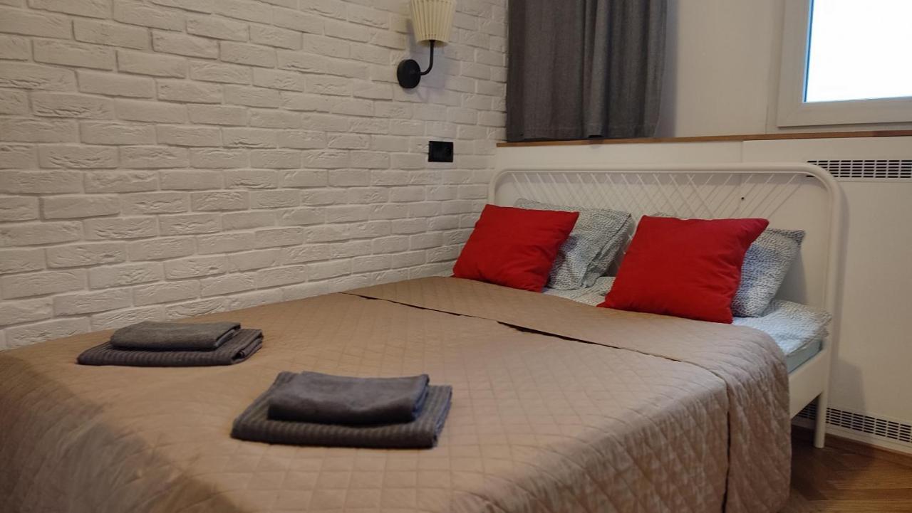 Top Apartamenty Centrum - Metro Rondo Onz Warschau Exterior foto